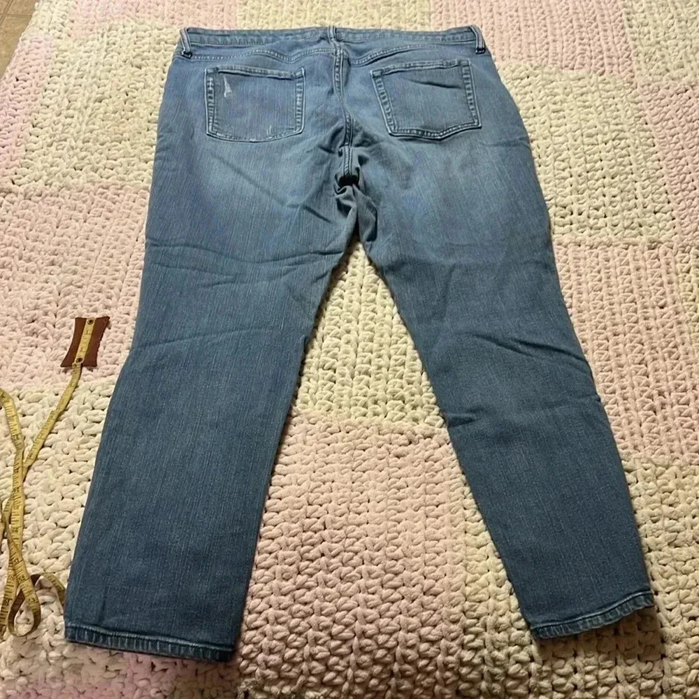 Gap skinny distressed light wash jeans - Picture 7 of 8